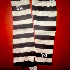 Y-3 by Yohji Yamamoto for ADIDAS arm stir-ups with thumb hole